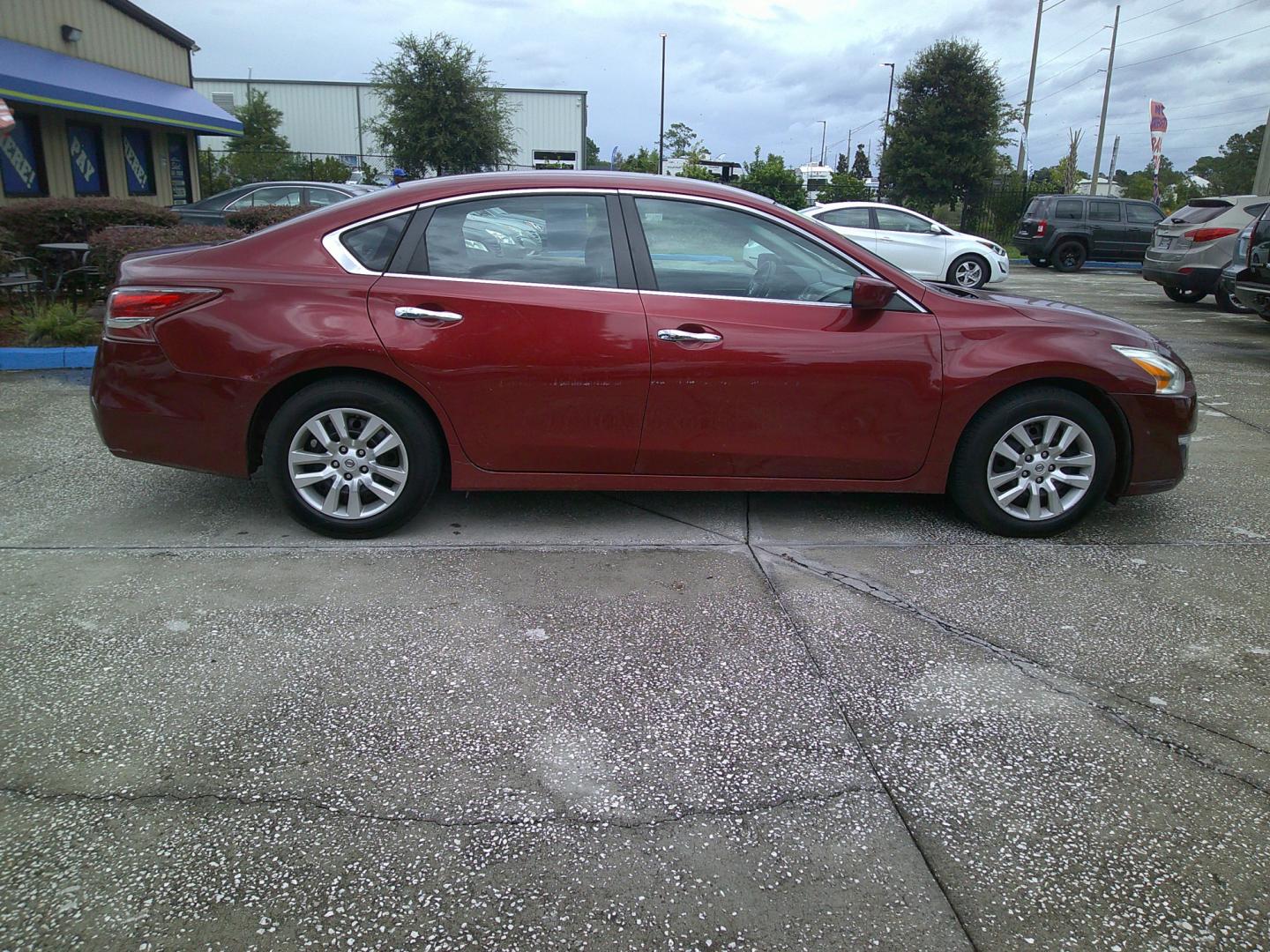 2013 RED NISSAN ALTIMA 2.5; 2.5 S; 2 (1N4AL3AP3DC) , located at 390 Hansen Avenue, Orange Park, FL, 32065, (904) 276-7933, 30.130497, -81.787529 - Photo#2